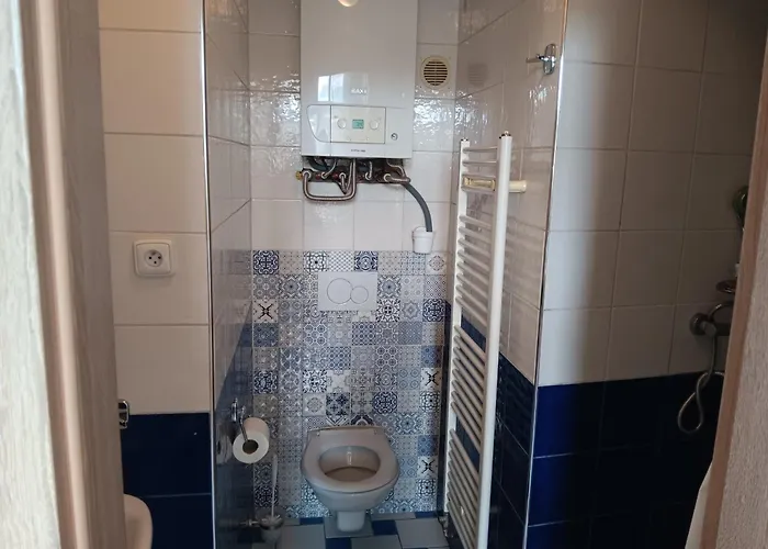 Cosy Close To Main Train Station And Center *